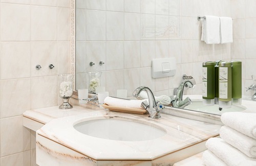 Bosen Hotel | Victor's Seehotel Weingärtner