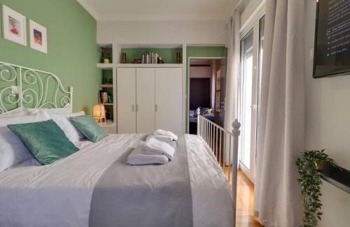Platia Viktorias Apartment | Victoria 5star/5BR BigApt/Sauna/2min to metro