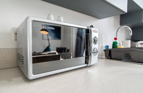 Hartlepool Apartment | Victoria Apartment 1: Contractor's Choice 3BR in Hartlepool