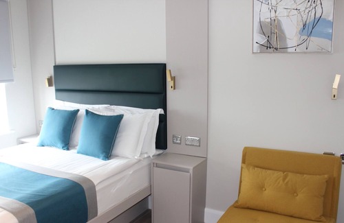 Dollis Hill Apartment | Victoria Studios