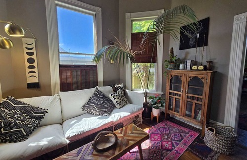 Eureka House | Victorian Charming 4-bedroom house with WiFi, AC in marvelous Eureka