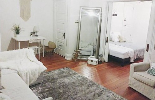 Walnut Hills Apartment | Victorian Home in Eden Park3-5mins to downtown&OTR