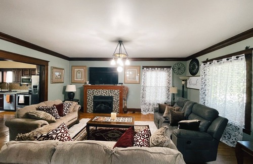 Kokomo House | Victorian Home in Original Grandeur Downtown
