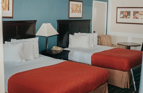 Nacogdoches Hotel | Victorian Inn & Suites