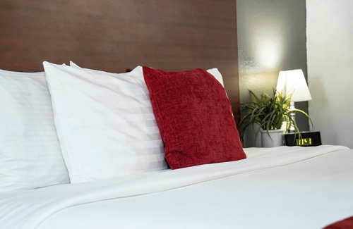 York Hotel | Victorian Inn & Suites