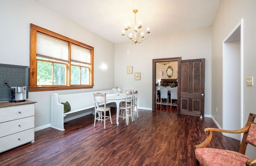 Cross Hill House | Victorian mini mansion family stays, elopements & more!