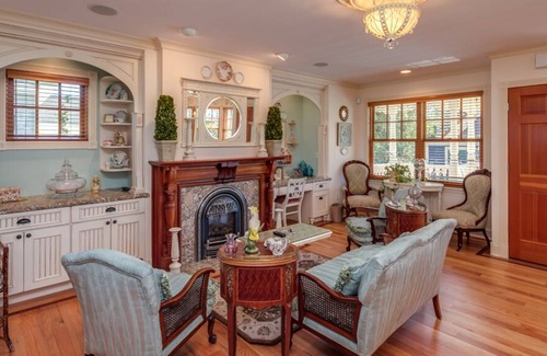 Lynden House | Victorian on Front Street with a Turret, formerly the Purple House!