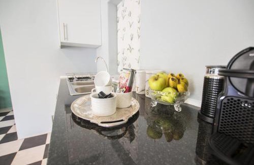 Paarl Apartment | Victorian Style Garden Room , Paarl Central
