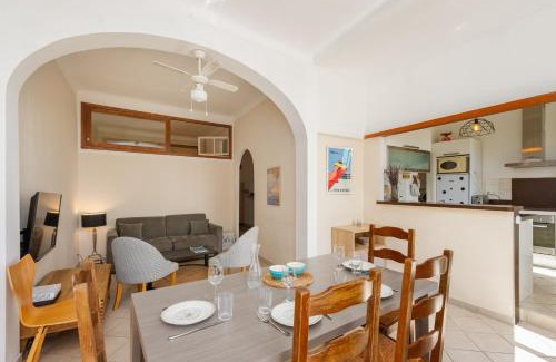 Old Town Apartment | Vieille ville vue mer, à deux pas de la plage!