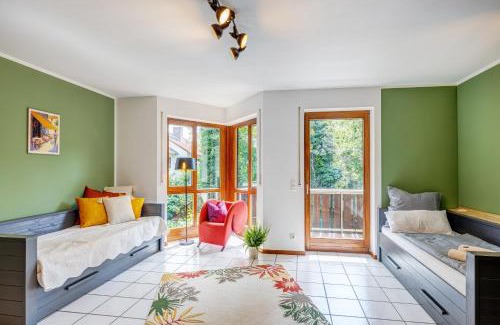 Munchen District Apartment | Viel Platz und Ruhe für 4 am Valentins-Park