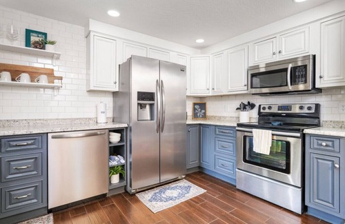 Westerville House | Vienna Vale - 3BR 2BA Ranch in Quiet Neighborhood