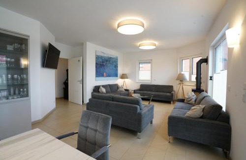 Hohen Wieschendorf House | Vier-Winde-Villa mit Schwimmbad