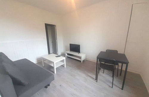 Vierzon Apartment | Vierzon (5) nice apart-1chb-4pers-wifi-station