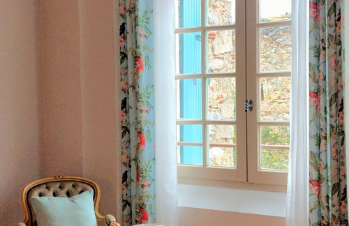 Molitg-les-Bains Apartment | Vieux Chateau Le Casteil, furnished studio in a 15th century castle fort.