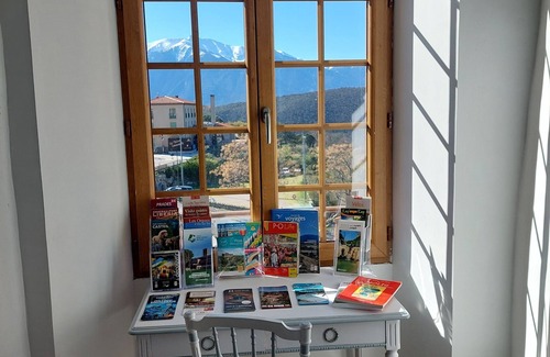 Molitg-les-Bains Apartment | Vieux Chateau Le Casteil, furnished studio in a 15th century castle fort.