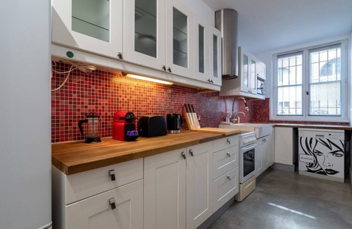 Old Lille Apartment | Vieux Lille apartment 2bed, 5pers
