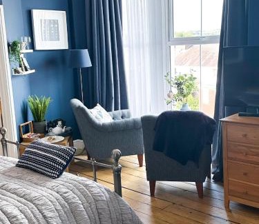 Mumbles Bed & Breakfast | View at 142