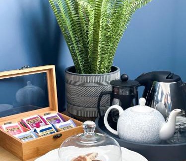 Mumbles Bed & Breakfast | View at 142