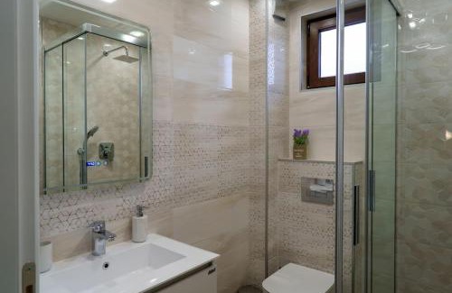 Petrich Apartment | View