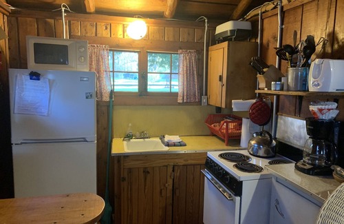Port Hope Cottage | View glorious sunrises and sunsets from this cozy cabin right on Lake Huron! 🌅