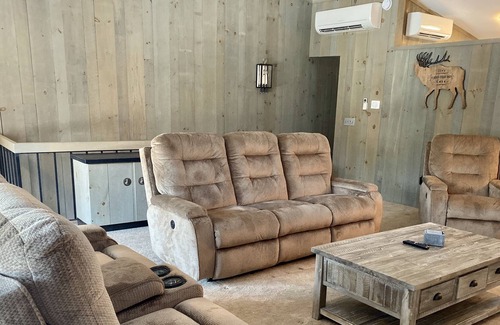 Cranmore Birches Condo | View of Cranmore Mountain and Walk to North Conway Village!