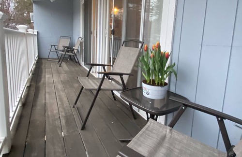 Cranmore Birches Condo | View of Cranmore Mountain and Walk to North Conway Village!