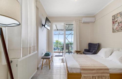 Vournikas Apartment | View of the Ionian Sea, Vournikas