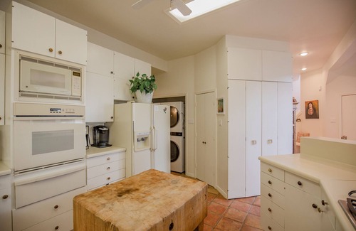 Cloudcroft House | View of White Sands/Tularosa Basin, hot tub & a/c in the Village of Cloudcroft!