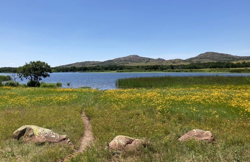 Comanche County House | View of Wichita Mountains 15 minutes from Ft Sill