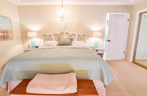 Orick House | Viewcrest Retro Country Home