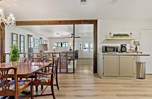 Dodd City House | Viewpoint at Bois D'arc Lake