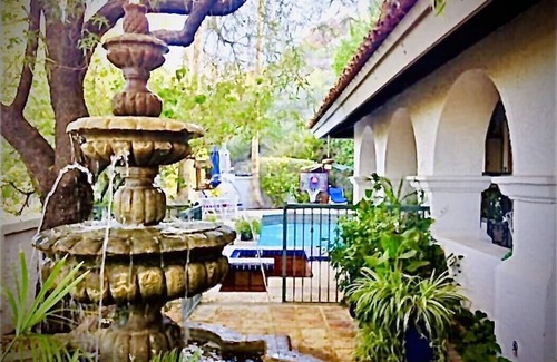 Pointe House | Views Romantic Sunsets on Resort with Amenities