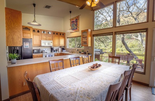 Three Rivers House | Views You Cannot Believe! 3 Bedroom and River Front