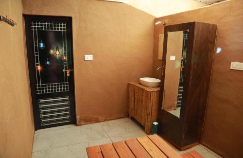Maraiyur Other | Vihara Mudcamp