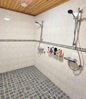 Kerava House | Viihtyisä huone