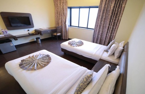 Patna Hotel | Vijaya Tej Clarks Inn
