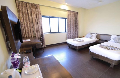 Patna Hotel | Vijaya Tej Clarks Inn