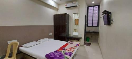 Pandharpur Cabin | Vijayalakshmi Lodge