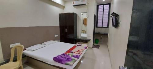 Pandharpur Cabin | Vijayalakshmi Lodge