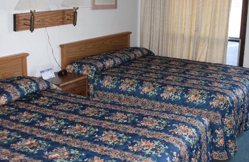 Saint Peter Hotel | Viking Jr. Motel