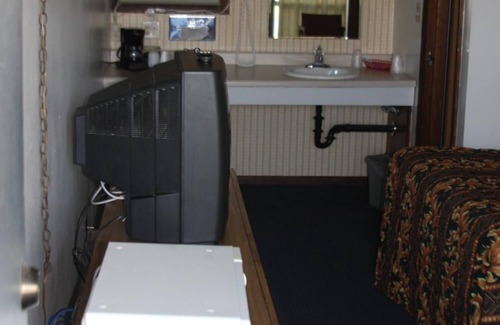 Saint Peter Hotel | Viking Jr. Motel