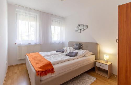 Gyor Apartment | Viky's Apartment