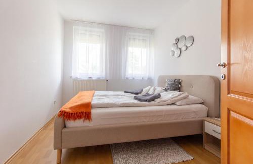 Gyor Apartment | Viky's Apartment