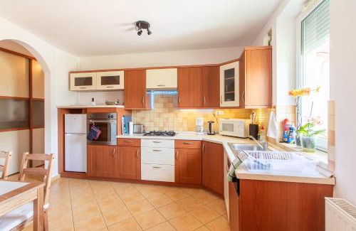 Gyor Apartment | Viky's Apartment