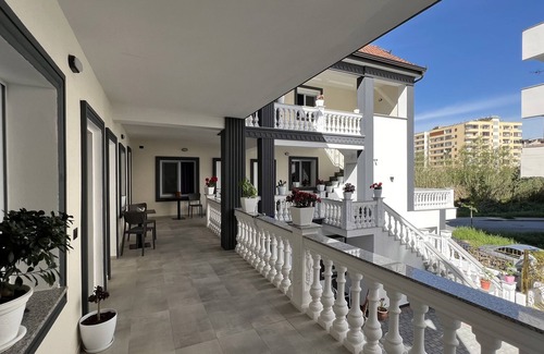 Durres Villa | VILA AARON