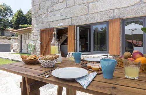 Casteloes House | Vila Beiral