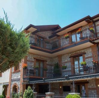 Tushemisht Hotel | Vila Dante Boutique Hotel