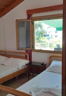 Radhime House | Vila Edgon