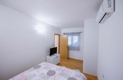 Brist House | Vila Kathi