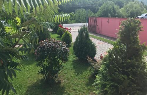 Petresti House | Vila La Izvor